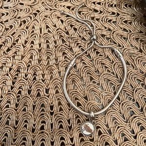 Las Vegas charm + adjustable bracelet